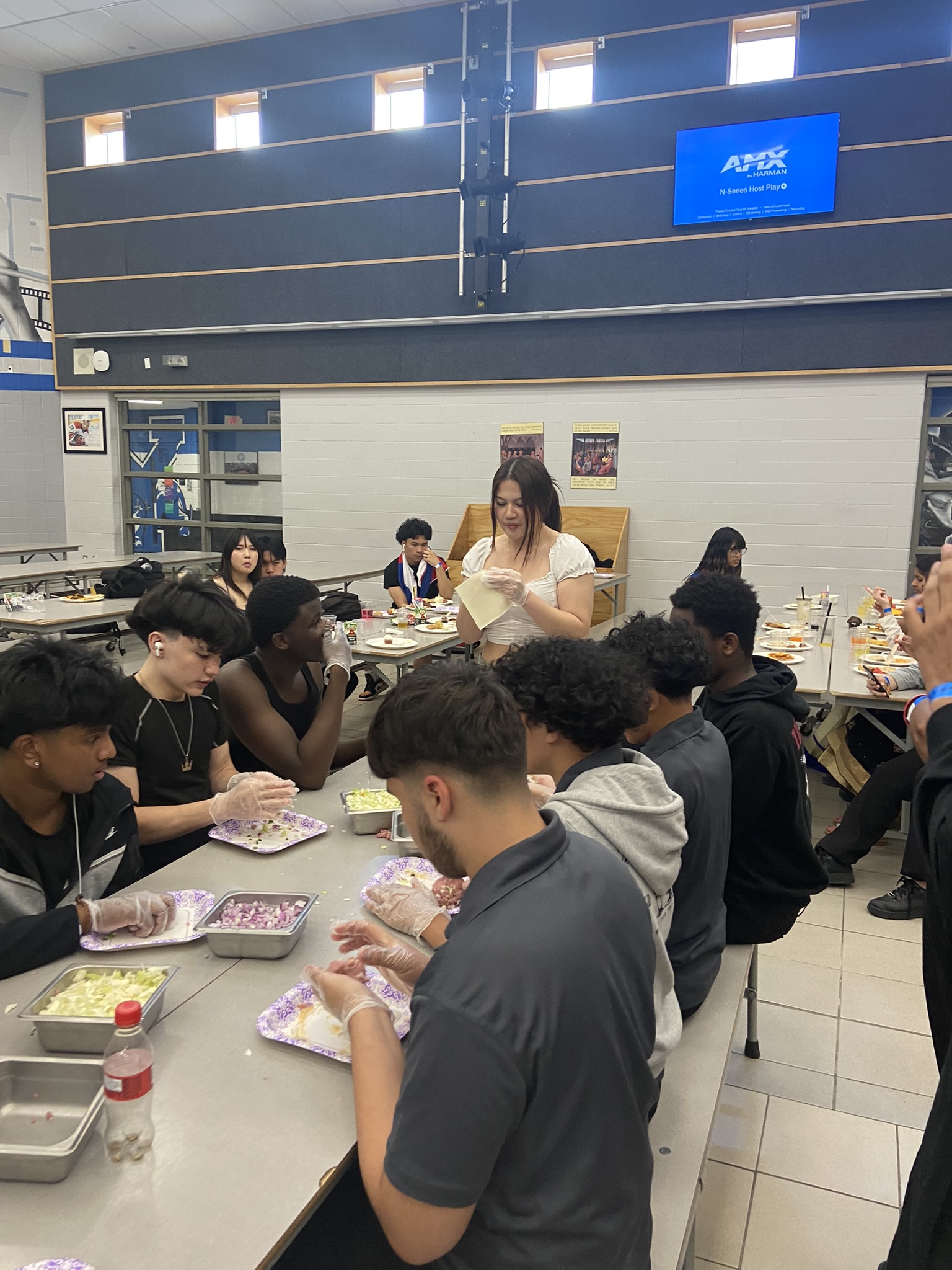 Students at a Filipino high school cooking class workshop